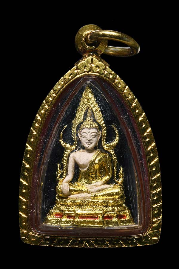 พระชุดไตรภาคีเล็กพิมพ์พระพุทธชินราชลงรักปิดทอง     